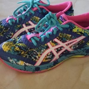 Asics running shoe 7 1/2